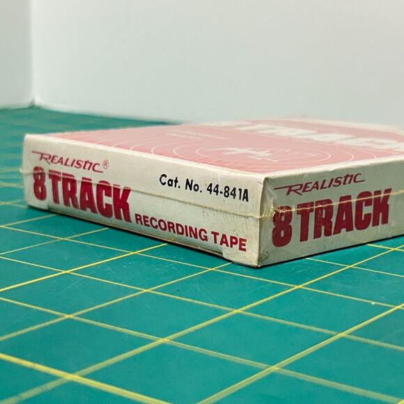Sealed Vintage Realistic 8 Track blank tape 80 minutes Radio Shack NOS imperfect - Picture 4 of 7